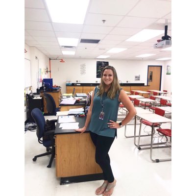 Profile Picture of Mrs. Sufficool (@keabiology) on Twitter