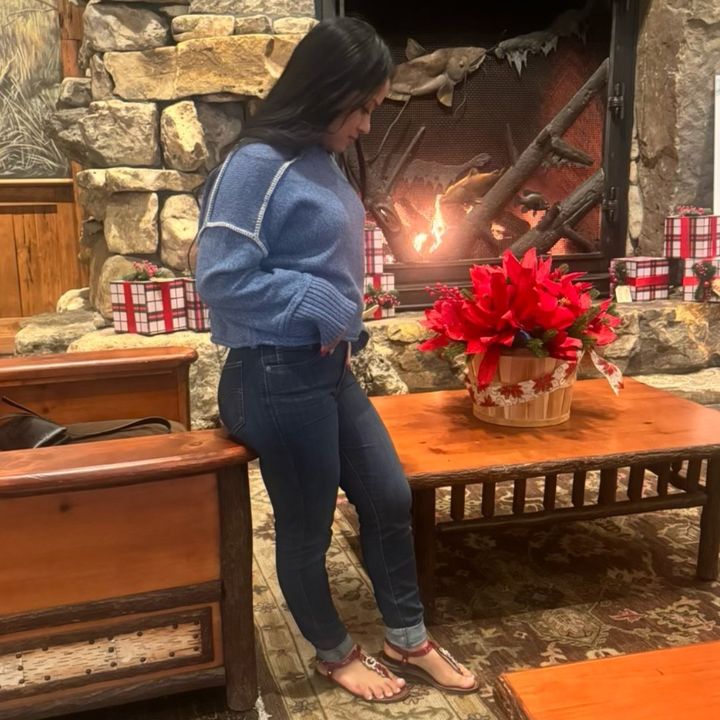 Profile Picture of 🌒Danna.Jiménez👸🏻💫 (@nesha.19) on Tiktok