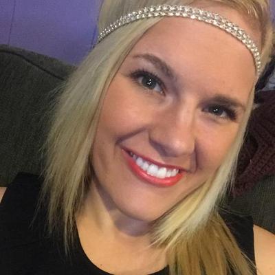 Profile Picture of Laura Gustafson (@LauraGustafson1) on Twitter