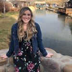 Profile Picture of Danielle Whiting (@danielle_lynne9) on Instagram