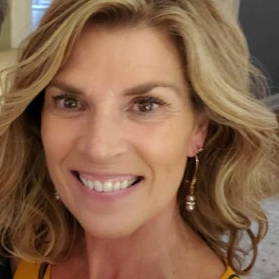 Profile Picture of Sherry O'Brien (@sherry_obrien) on Twitter