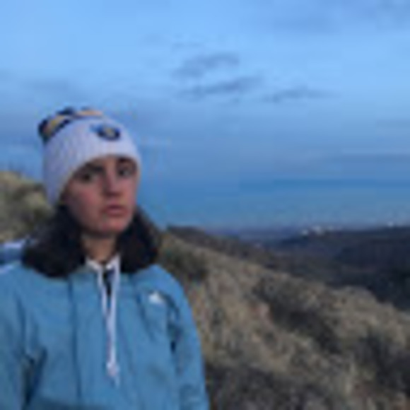 Profile Picture of Amelia Meyer (@thankfulamelia) on Poshmark