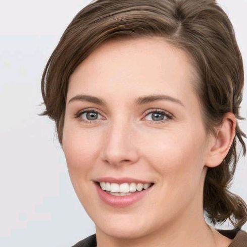 Profile Picture of Hazel Benedict721 (@hazelbenedict0) on Tiktok