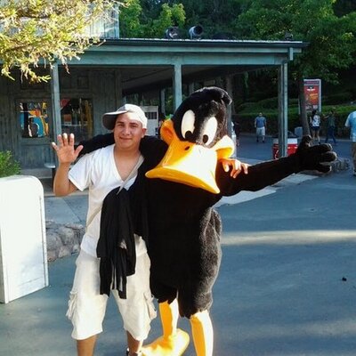 Profile Picture of Alexander Giron (@Paghez26) on Twitter