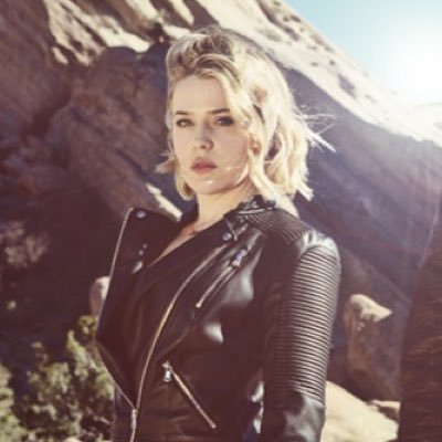 Profile Picture of Majandra Delfino (@MajandraD) on Twitter