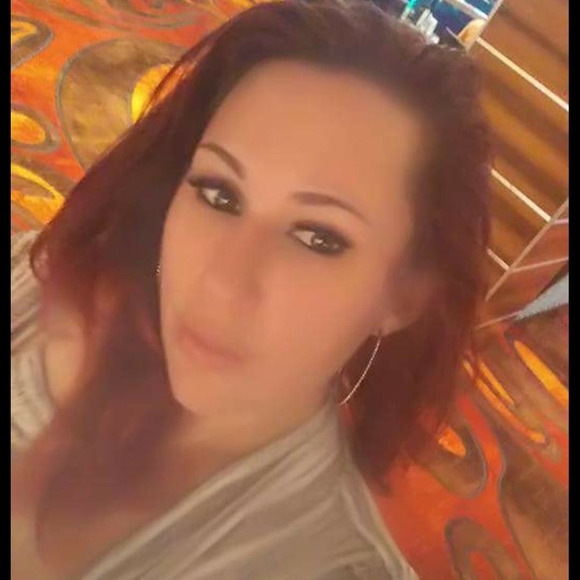 Profile Picture of Mrzkingbi Crouch (@titiandbi) on Poshmark