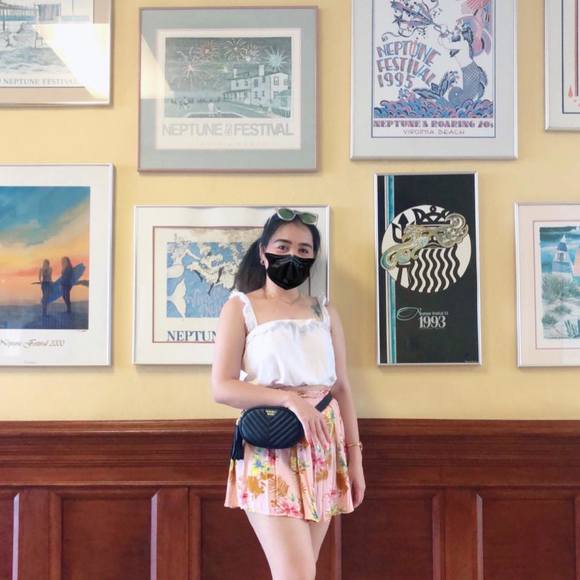 Profile Picture of Vanelle Vanelle (@vdgnzls09) on Poshmark