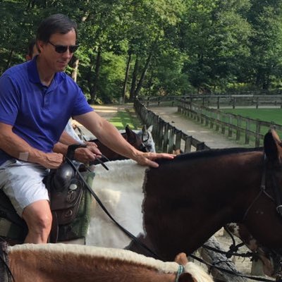 Profile Picture of Michael Lucks (@lucks_megan) on Twitter