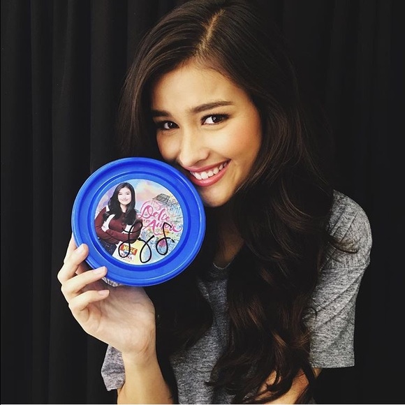 Profile Picture of Liza Soberano (@lizasoberano) on Poshmark