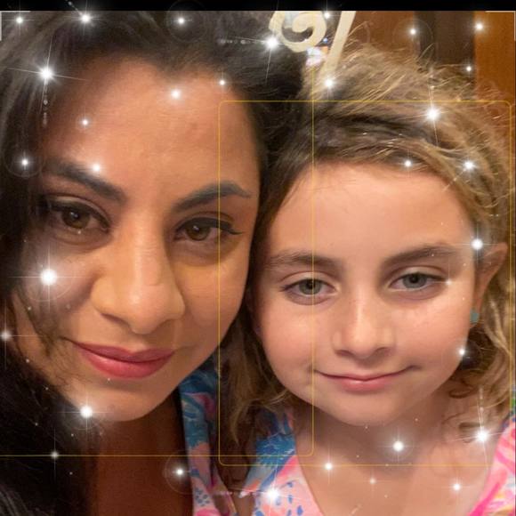 Profile Picture of Sara Laubacker (@saramena25) on Poshmark