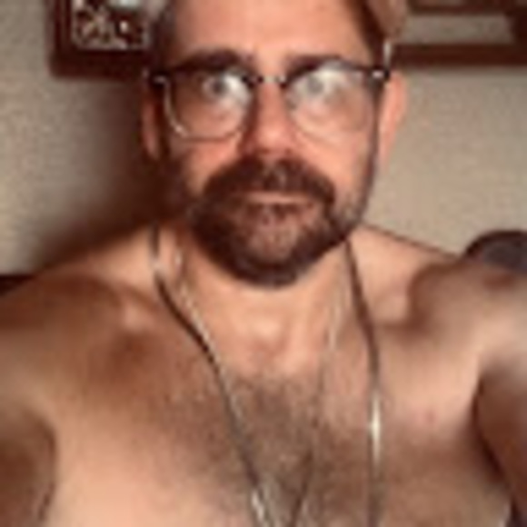 Profile Picture of Johnny Baker (@bakerjohnny9412) on Poshmark