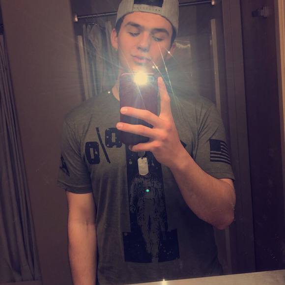 Profile Picture of Jordan Parrish (@jordanp67) on Poshmark
