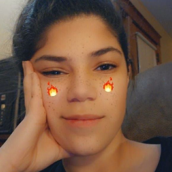Profile Picture of Isabel Escobar (@izzye872) on Poshmark