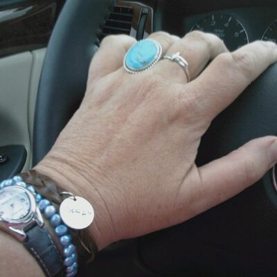 Profile Picture of Beth Lively (@PeterPanish) on Twitter