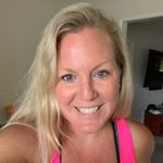 Profile Picture of Jenn Hoff || FASTer Way Coach (@jennlhoff) on Instagram