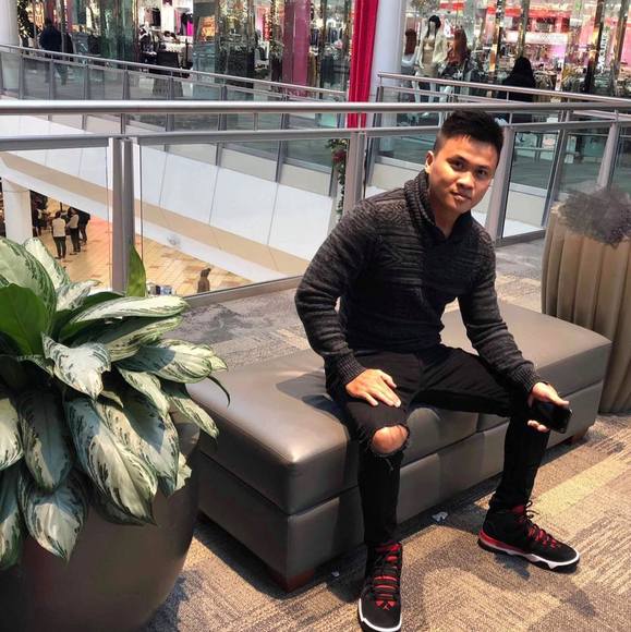 Profile Picture of Danny Huynh (@h_c_59) on Poshmark