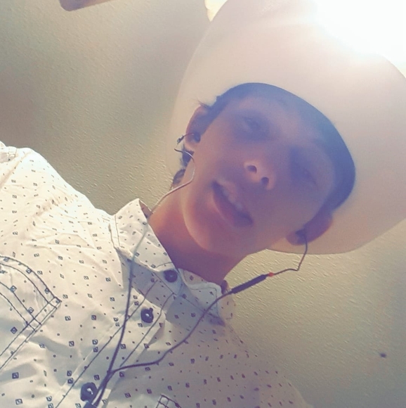Profile Picture of Steven Cason (@stevencason28) on Poshmark