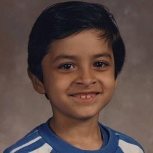 Profile Picture of Jose Garibaldi (@josejgaribaldi) on Poshmark