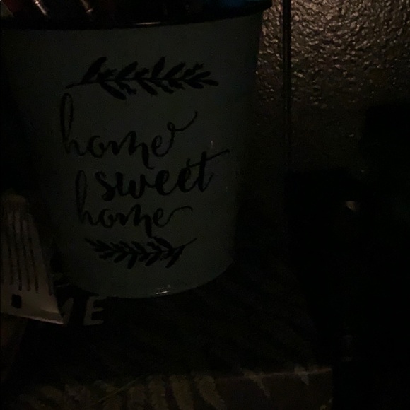 Profile Picture of Kimberly Tolley (@butterfly12108) on Poshmark