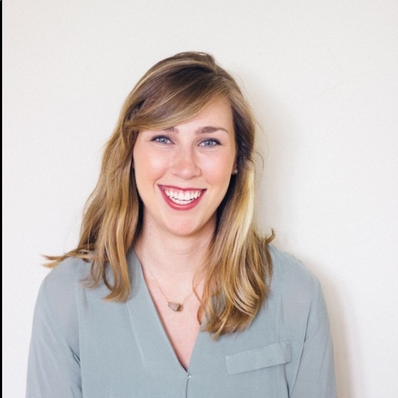 Profile Picture of Christin Wurst (@christinwurst) on Poshmark