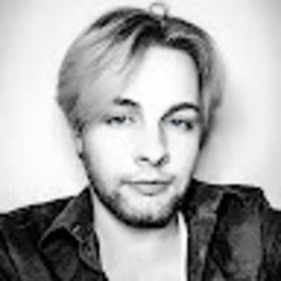 Profile Picture of Andy Jones (@andyjones1995) on Poshmark