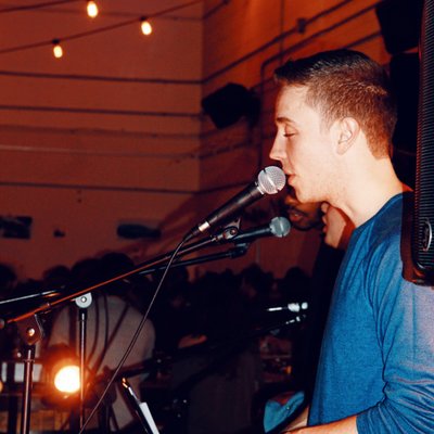 Profile Picture of Alex McCue (@AlexMcCue222) on Twitter