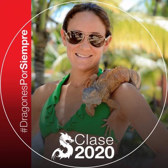 Profile Picture of Andrea Domski (@andreadomski) on Poshmark