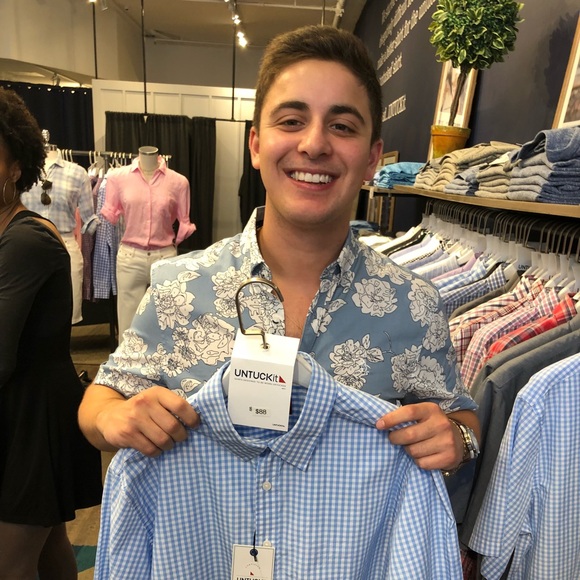 Profile Picture of Jacob Erlichman (@j3rlichamn) on Poshmark