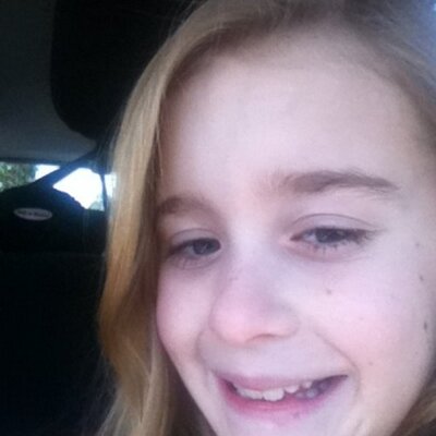 Profile Picture of Olivia Neal (@olivianeal7) on Twitter