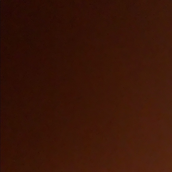 Profile Picture of Gabi Wieckowski (@gabiwieckowski) on Poshmark