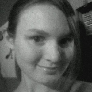 Profile Picture of Lillian Coates (@lil-lily) on Myspace