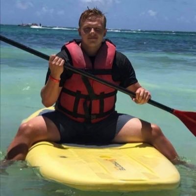Profile Picture of Jake Curl (@jakecurl27) on Twitter
