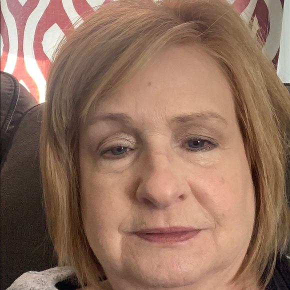 Profile Picture of Karen Ogara (@kso2248) on Poshmark