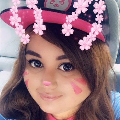 Profile Picture of Amanda Diaz (@1Sphinx) on Twitter