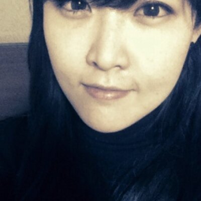 Profile Picture of Rose (@lovelybrier) on Twitter