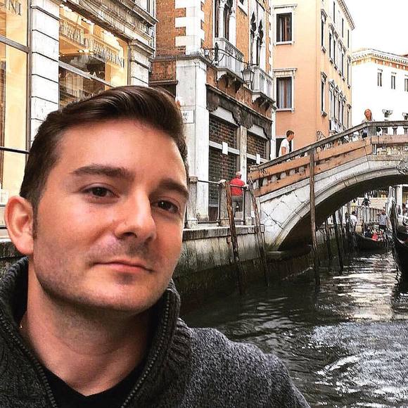 Profile Picture of Daniel Verdugo pueyo (@dpueyo87) on Poshmark