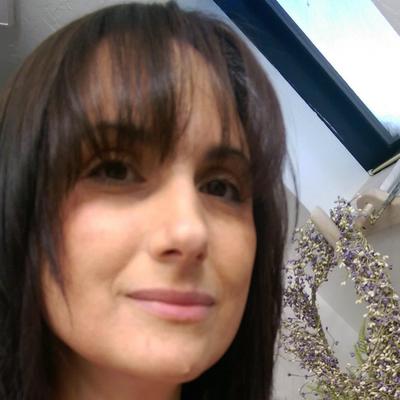 Profile Picture of Amy Ledesma (@ALota2015) on Twitter