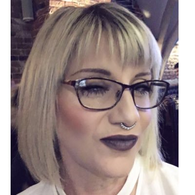 Profile Picture of Sharron Ann Feek (@Shar31369) on Twitter