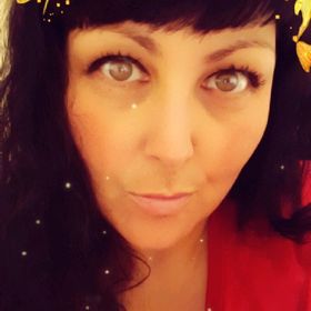 Profile Picture of Shelly Larkin Snyder (@shalingo) on Pinterest