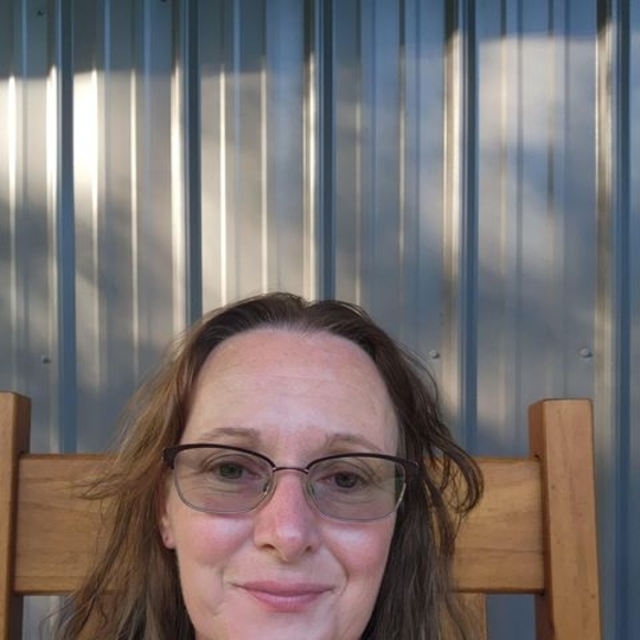 Profile Picture of Donna Passalacqua (@donnapassalacqu) on Poshmark