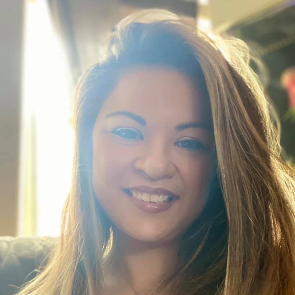 Profile Picture of Jackylyn Wallace (@jackylynwallace) on Poshmark