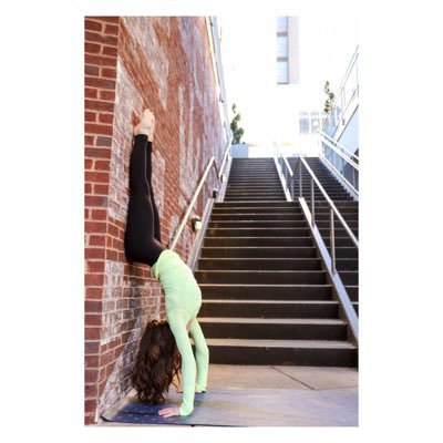 Profile Picture of Kris Brooks Yoga (@krisbrooksyoga) on Twitter