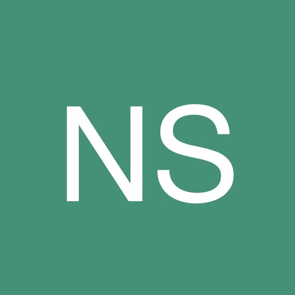 Profile Picture of Niki Satterfield (@satterfieldniki) on Poshmark