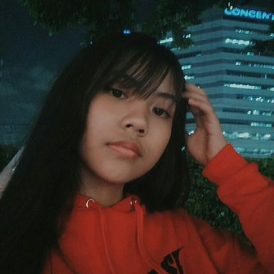 Profile Picture of Kristine Simon (@Kristinesimonn) on Twitter