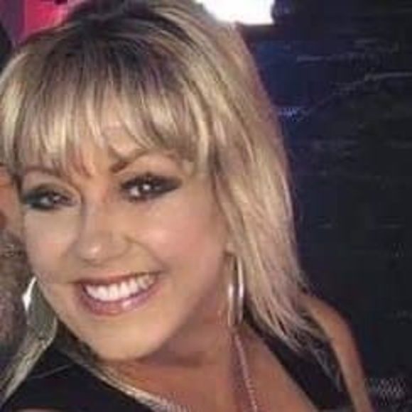 Profile Picture of Ronda Privette (@rrmattie) on Poshmark