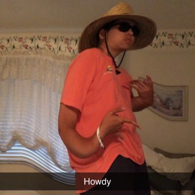 Profile Picture of Josh Peeples (@peeples_josh) on Twitter