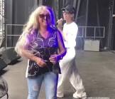 Amina qui s'allume avec la... - Tiktok Profile Picture of   Amina qui s'allume avec la... (@bilal_simply) on Tiktok