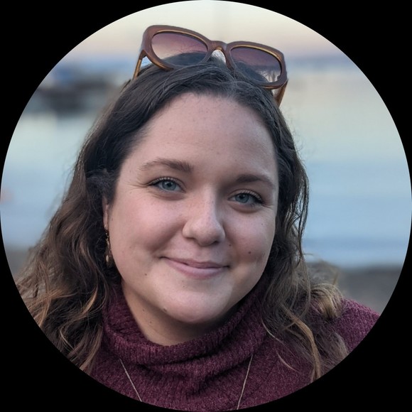 Profile Picture of Allyson Mccune (@allysonmccune) on Poshmark