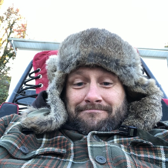 Profile Picture of Christopher Oxley (@coxley1) on Poshmark