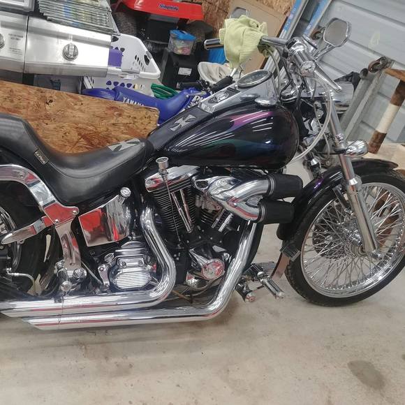 Profile Picture of Tony Farley (@tonyfarley69) on Poshmark